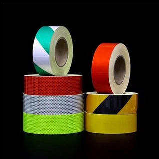 Individuali "Conspicuity Adhesive" atspindinti saugos įspėjamoji juosta