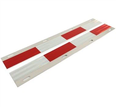 Priekabos šviesą atspindinčių prekių tiekėjas